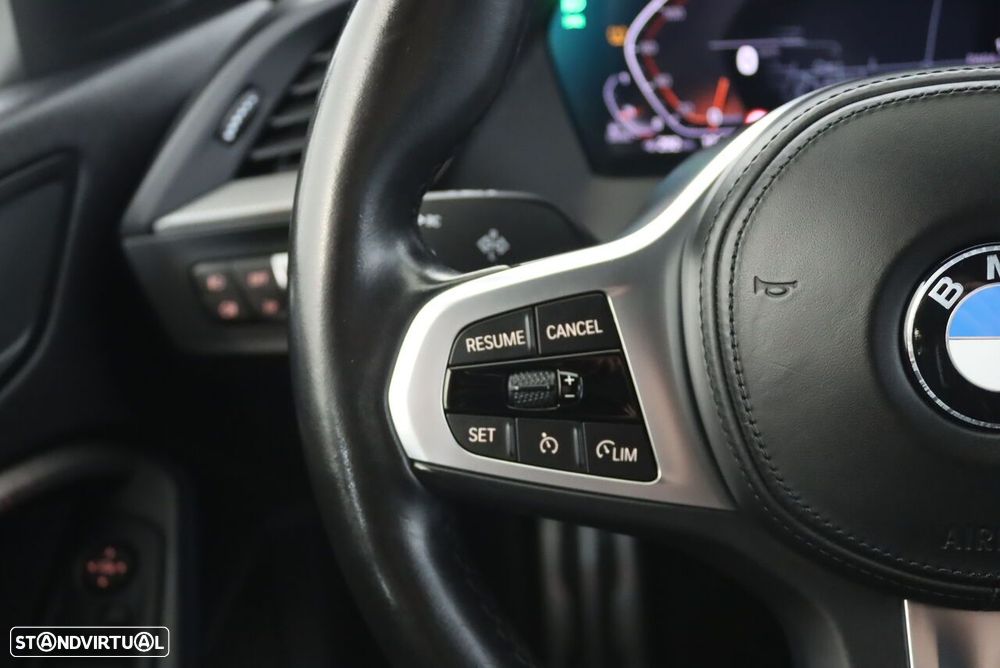 BMW 116 d Pack Desportivo M Auto - 13