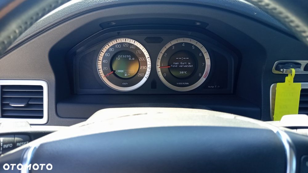 Volvo V70 2.0 - 19