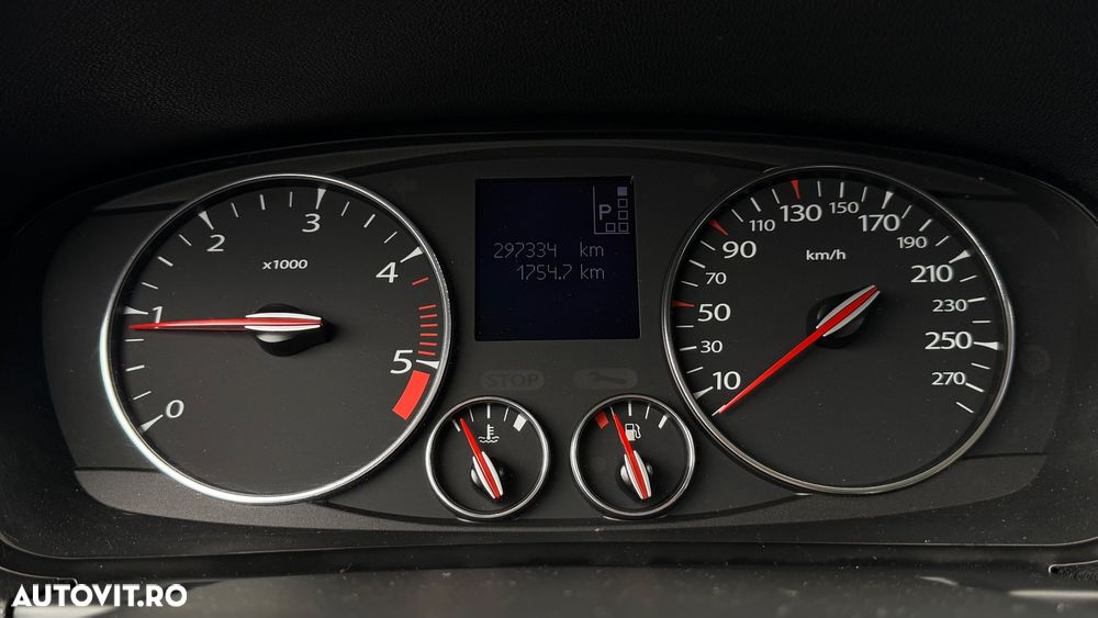 Renault Laguna dCi 150 FAP Aut. Initiale - 27