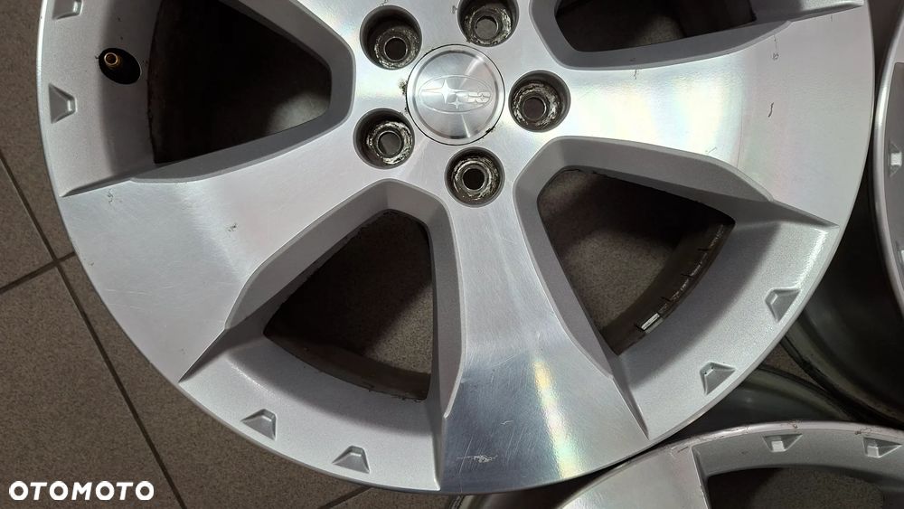 Felgi Aluminiowe 17 Subaru Forester 5x100 ET 48 - 12