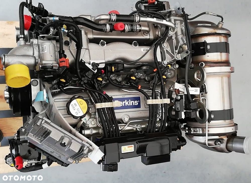SILNIK PERKINS 854E-E43T CAT C3.4B 31000 netto - 9