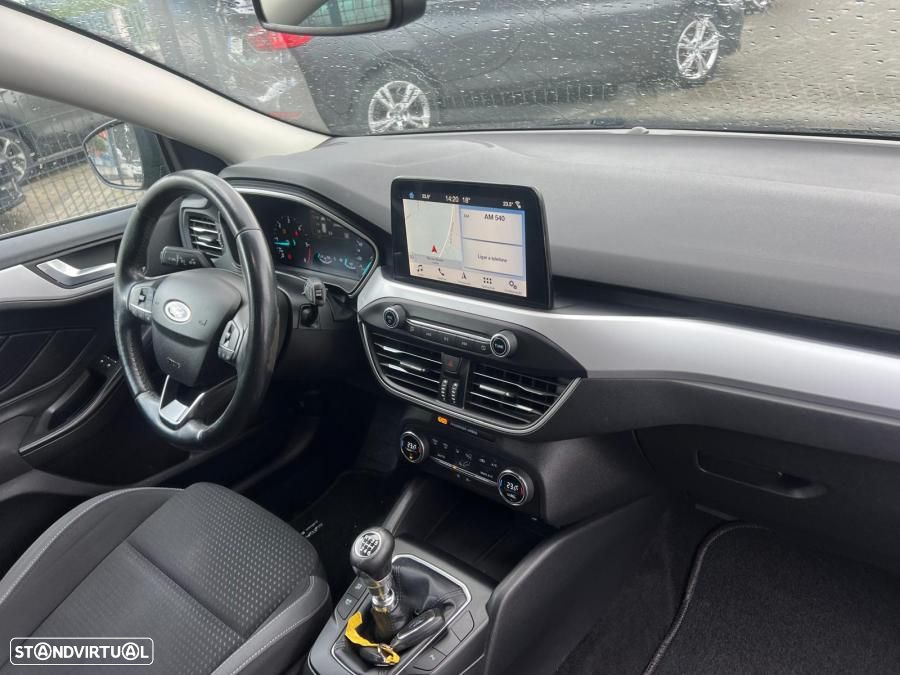 Ford Focus SW 1.5 TDCi EcoBlue Business - 6