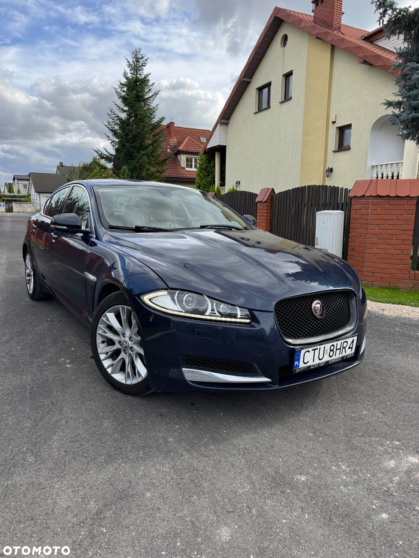 Jaguar XF 2.2 D Premium Luxury - 30