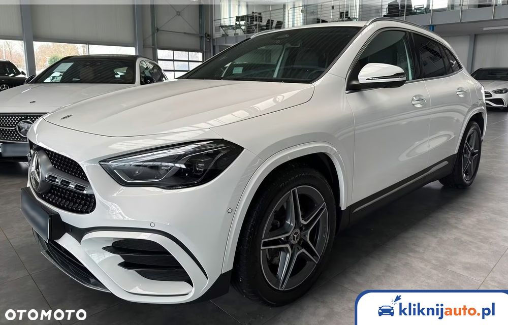 Mercedes-Benz GLA 200 AMG Line - 2