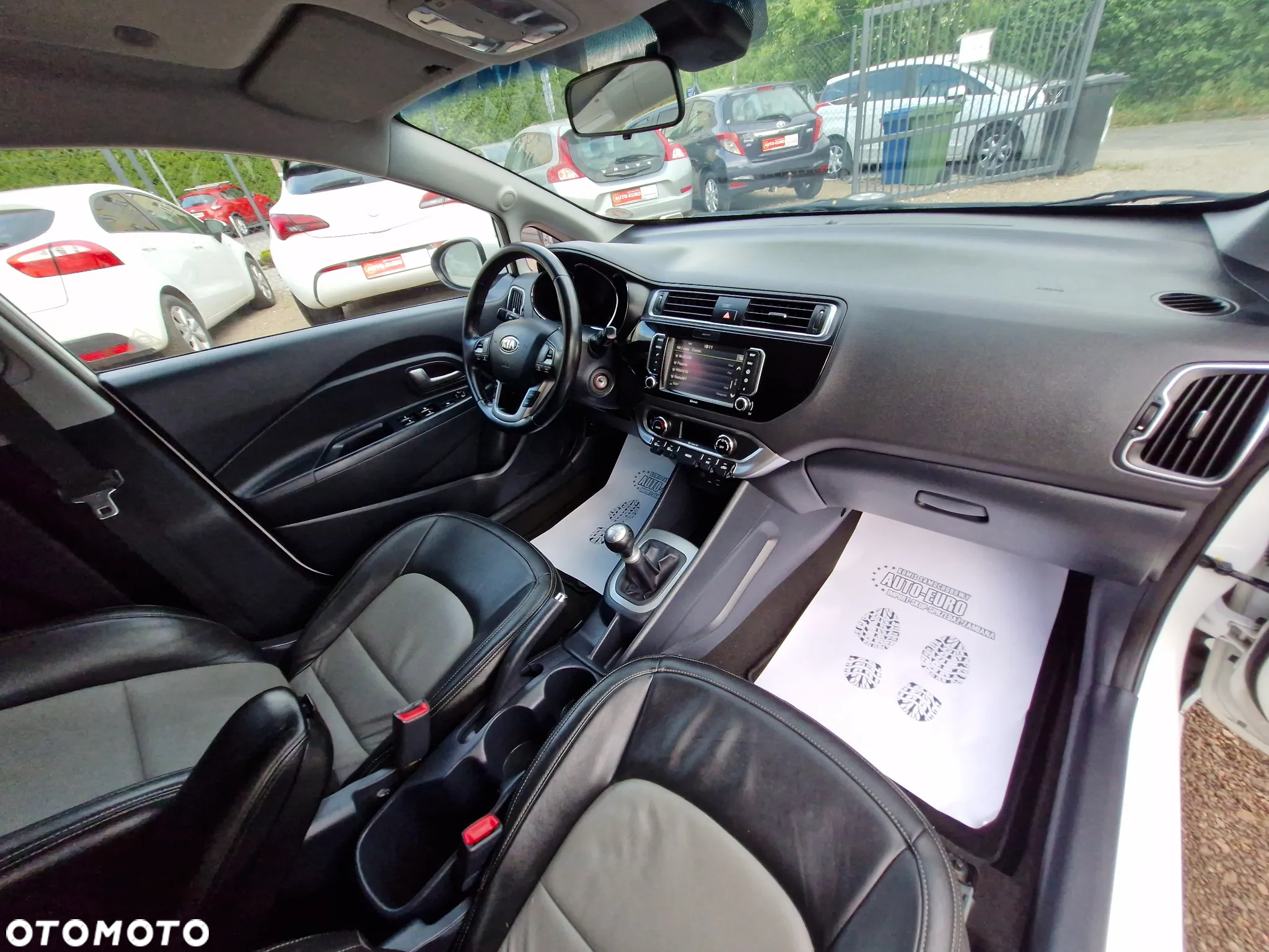 Kia Rio 1.2 Fifa World Cup Edition - 19