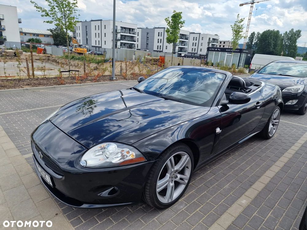 Jaguar XK - 9