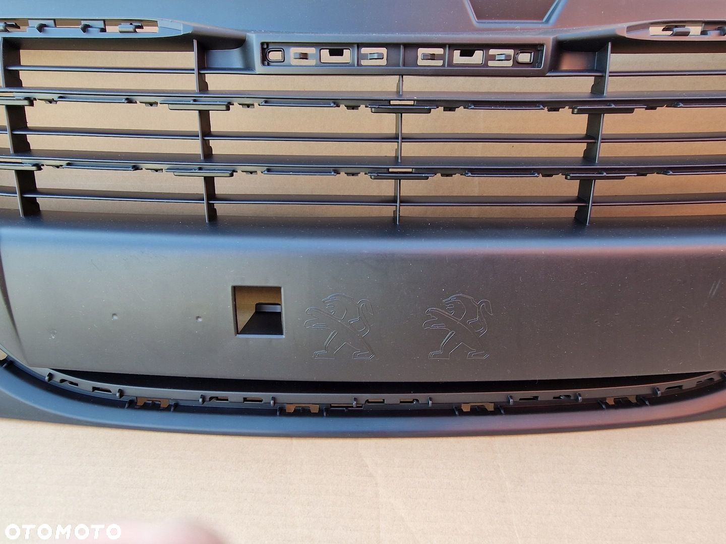 Peugeot 301 Kratka Grill zderzaka przód NOWY ORYGINAŁ 9676946780 ATRAPA - 2