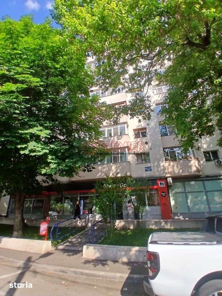 Metrou Aparatorii Patriei - Ionescu Gheorghe - apartament 2 camere — fotografia 1