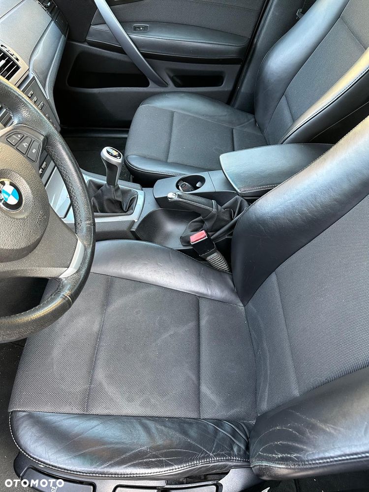 BMW X3 xDrive18d - 22