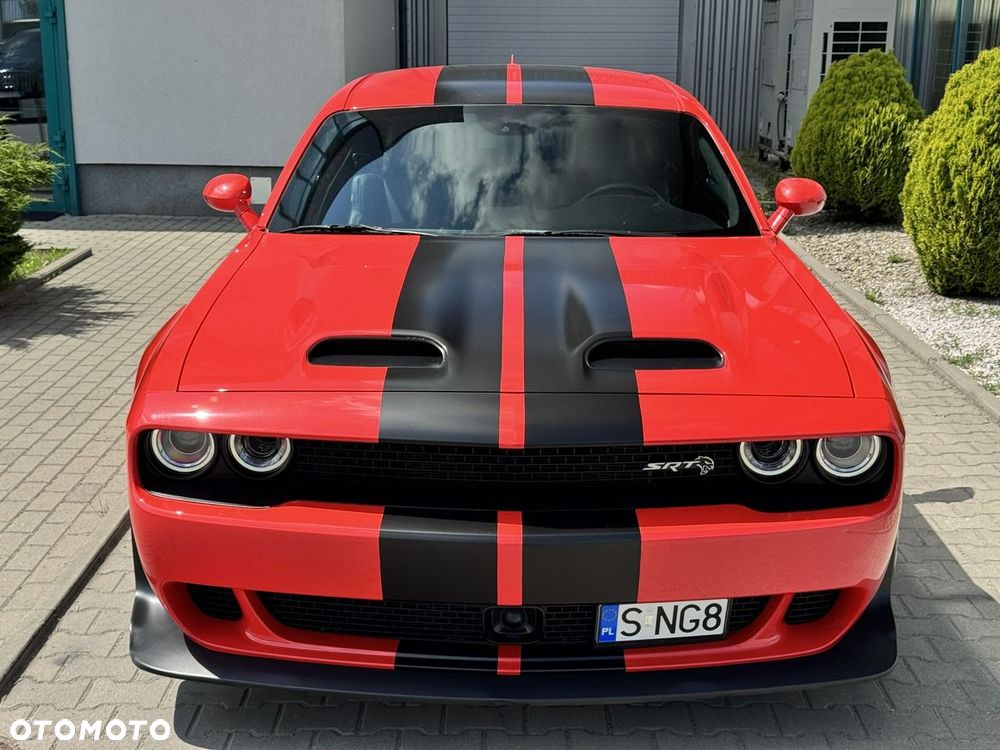 Dodge Challenger - 4