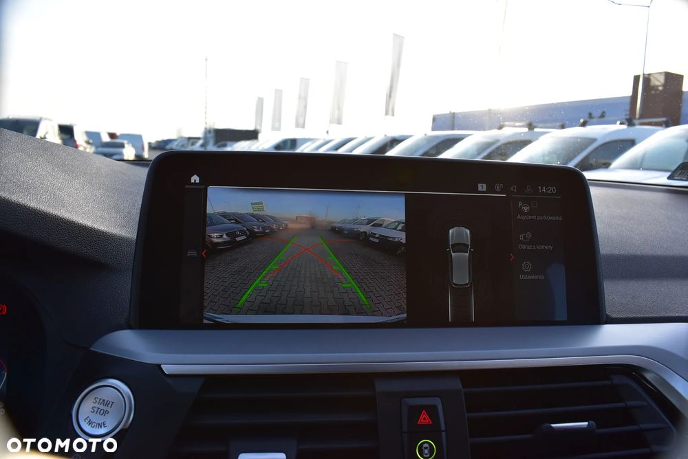 BMW X3 xDrive20i GPF Advantage - 32