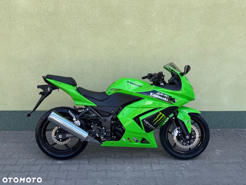 Kawasaki Ninja 250R - 8