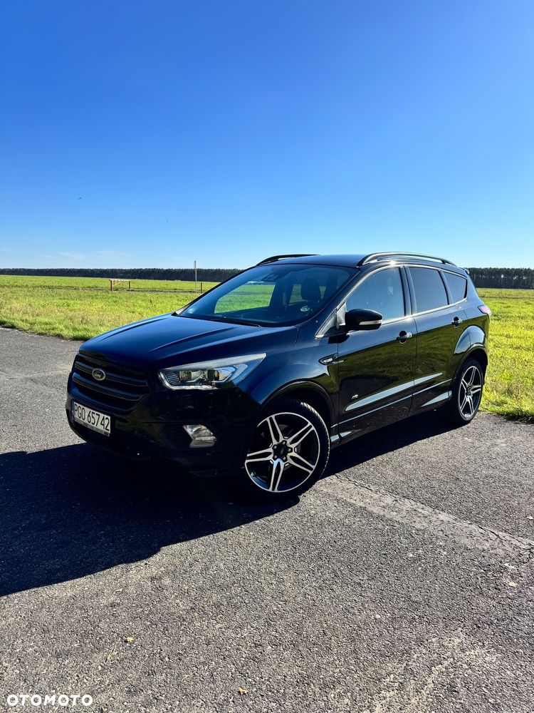 Ford Kuga - 1