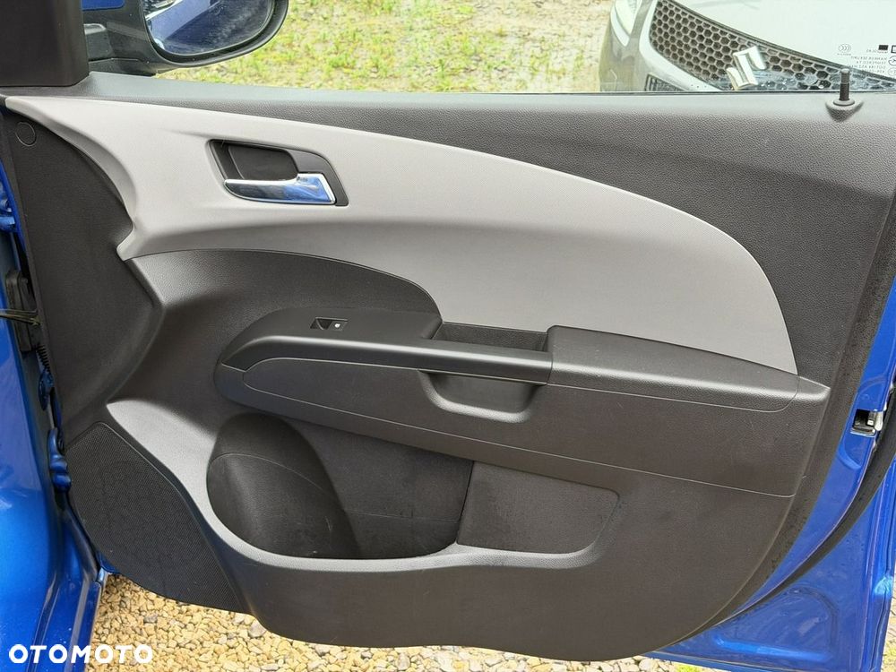 Chevrolet Aveo - 21