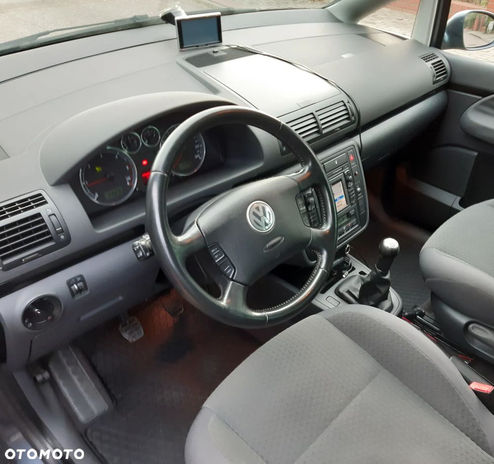 Volkswagen Sharan 1.9 TDI Comfortline - 6
