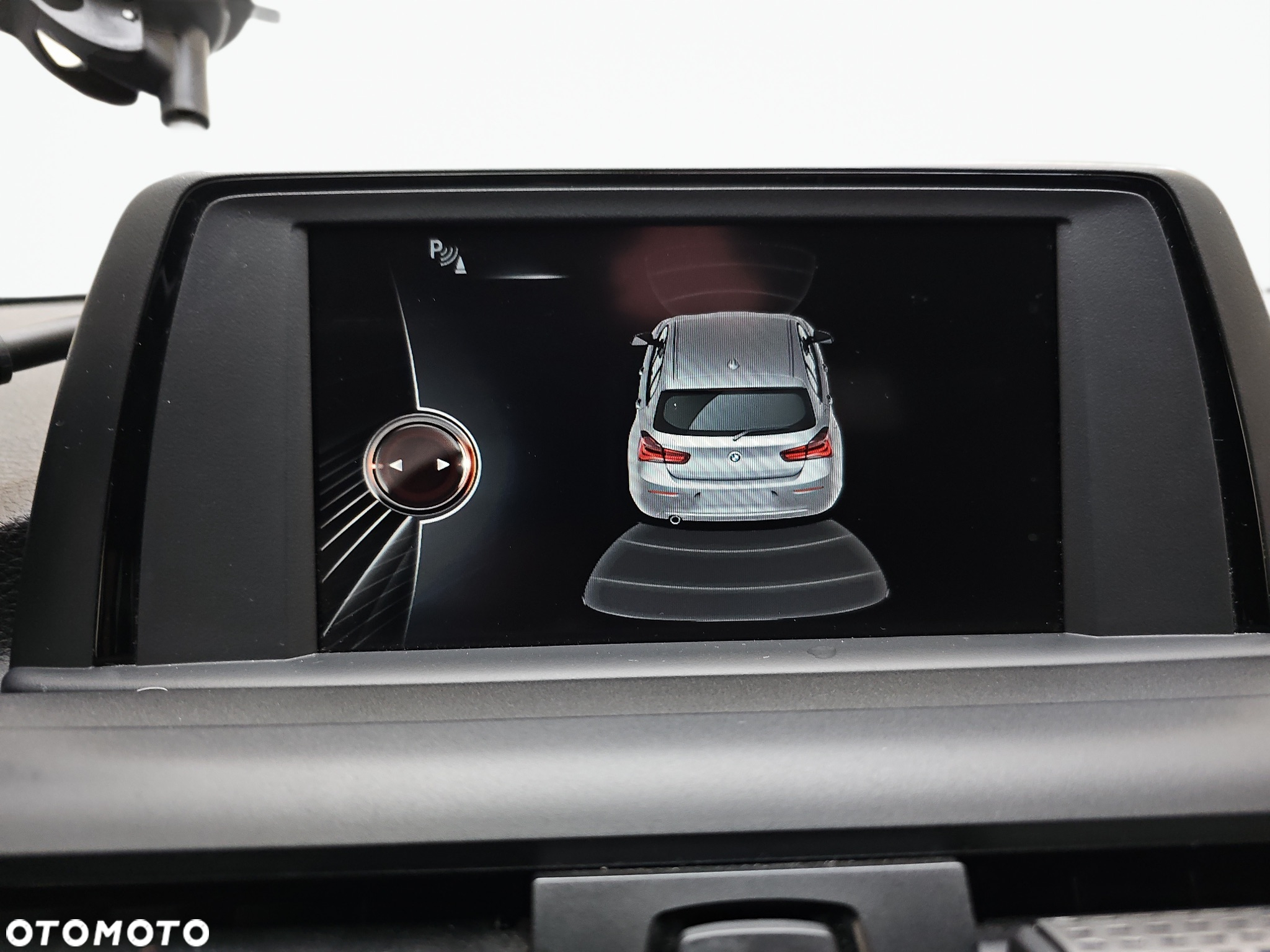 BMW Seria 1 118i - 17