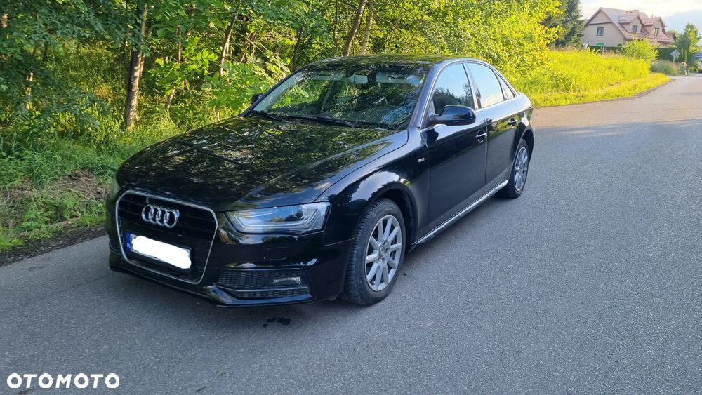 Audi A4 Limousine - 1