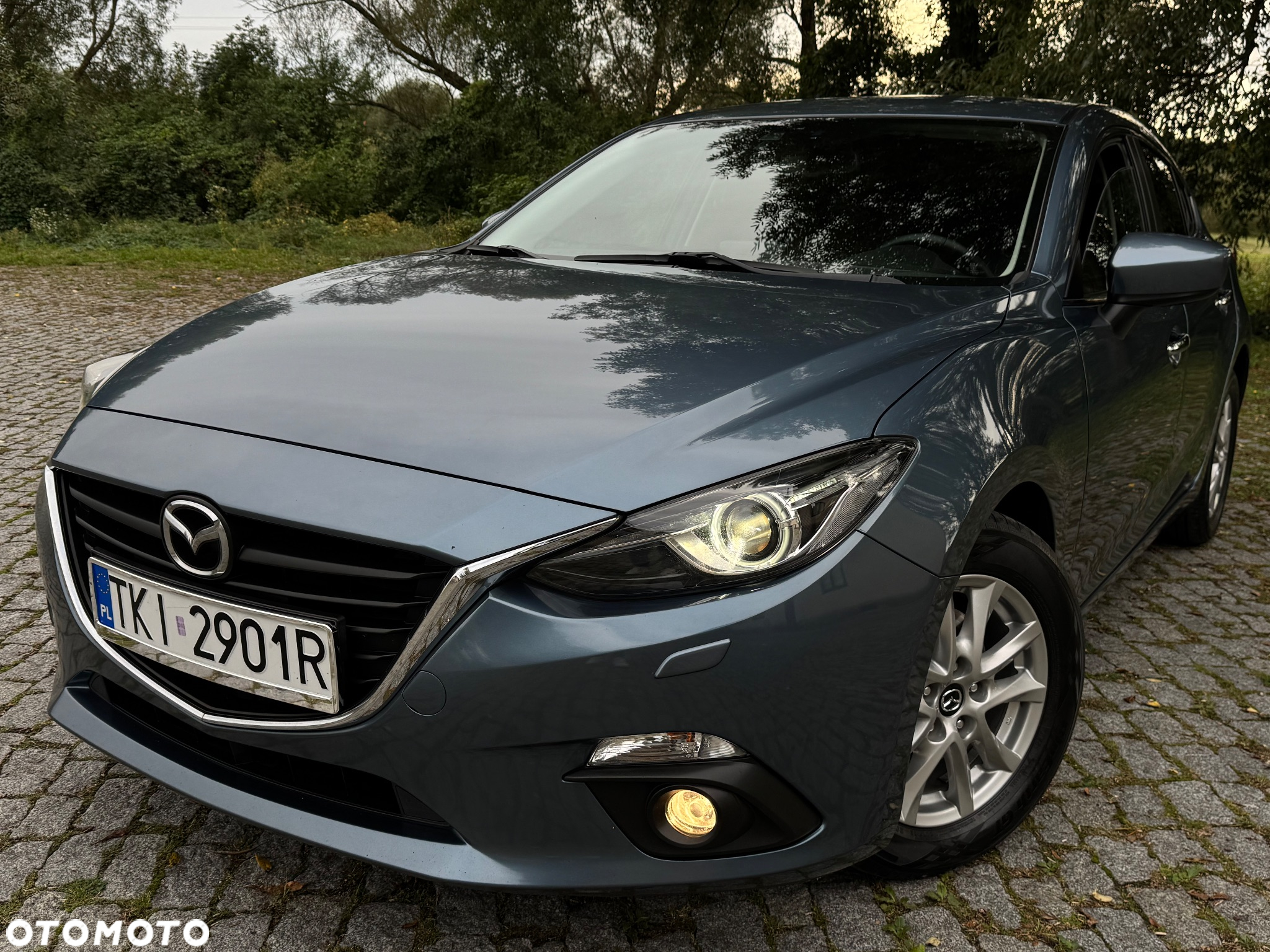 Mazda 3 SKYACTIV-G 120 Sports-Line - 2