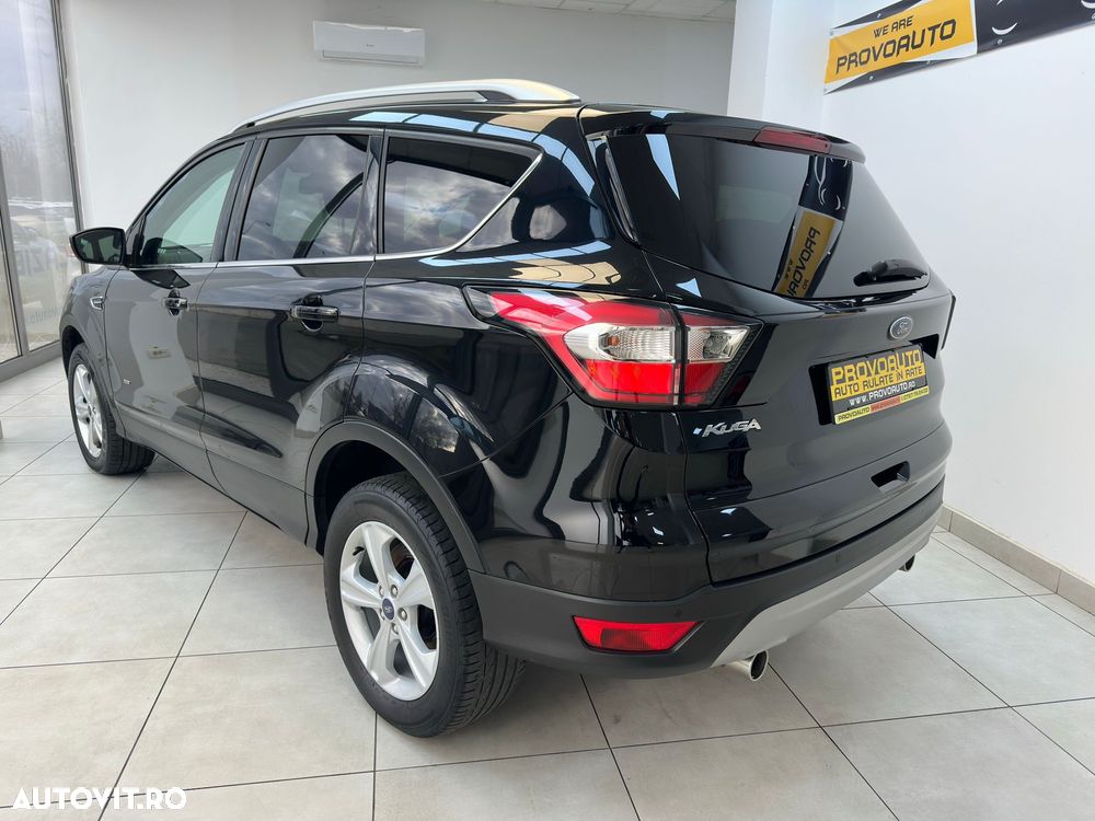 Ford Kuga 2.0 TDCi 4x4 Aut. Titanium - 3