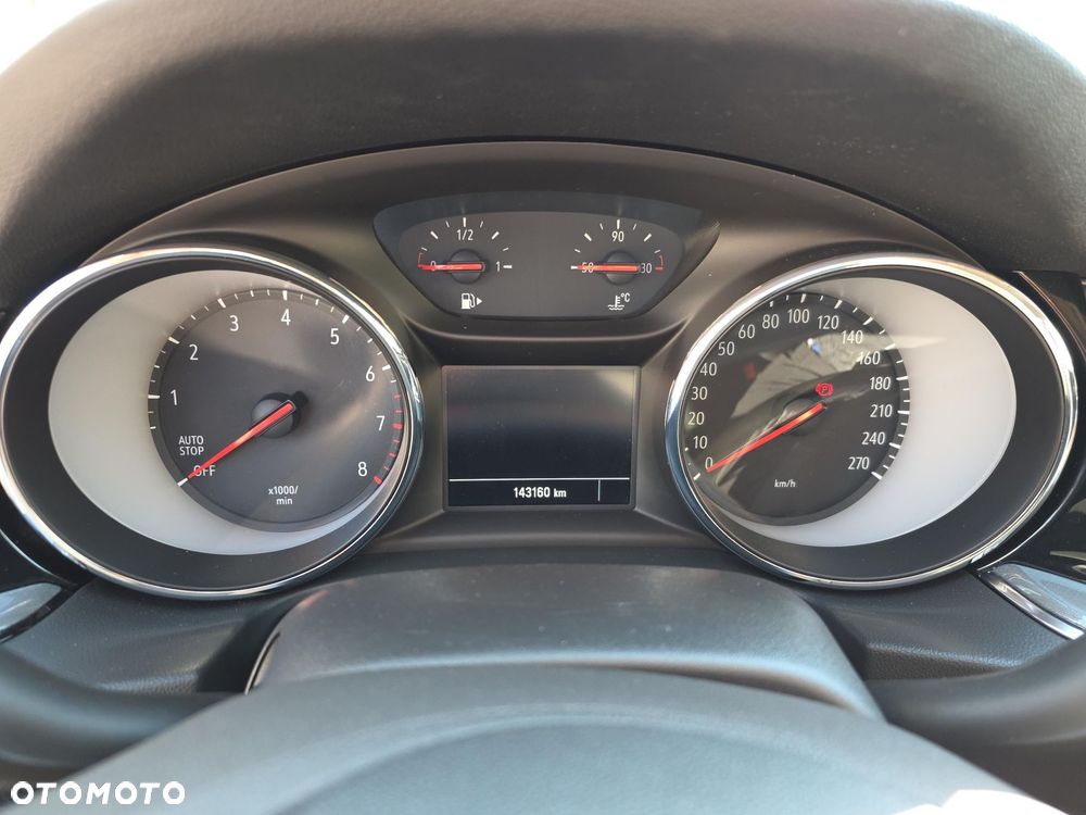 Opel Insignia 1.5 T Innovation S&S - 17