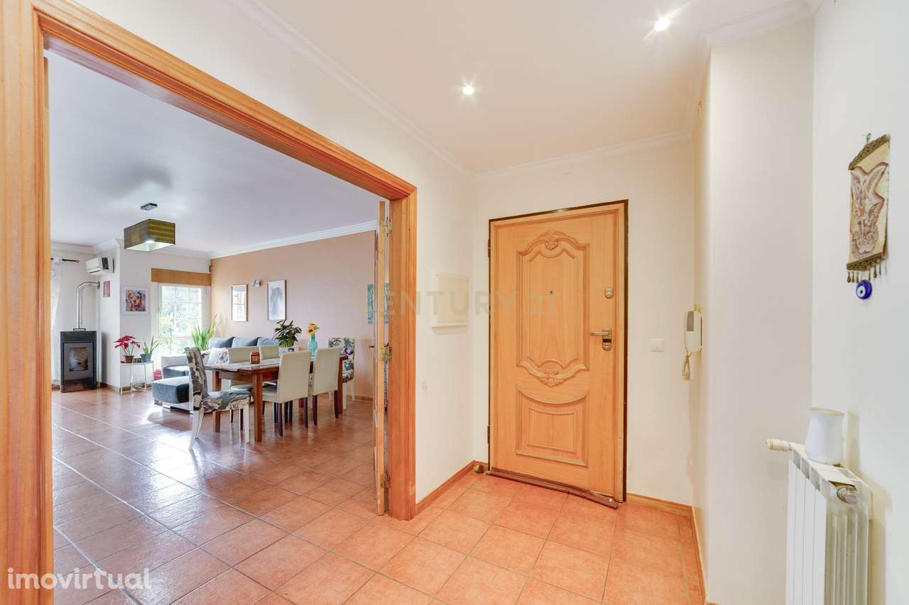 Espaçosa Moradia T3 em Quinta do Anjo, Palmela - Grande imagem: 5/36