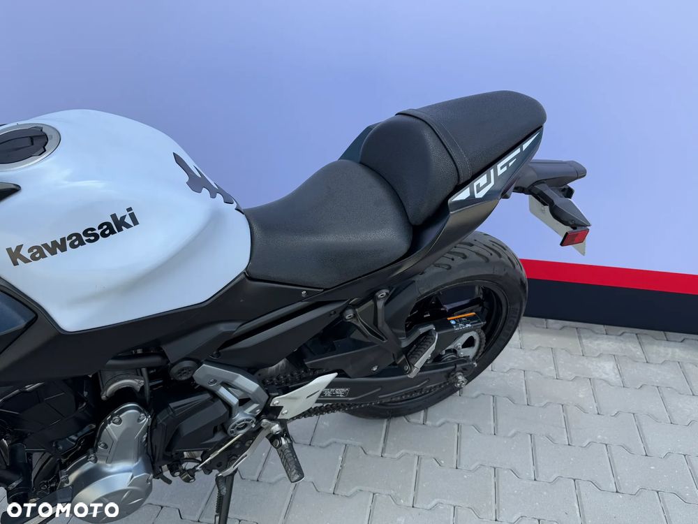 Kawasaki Z 650 - 25