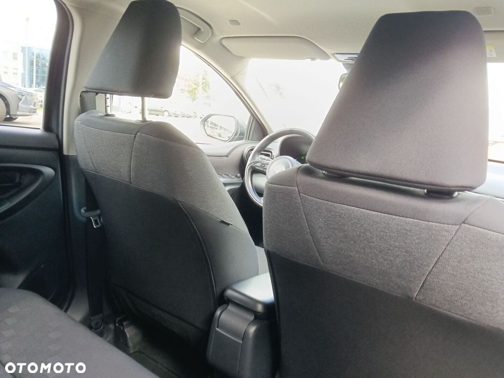 Toyota Yaris Hybrid 1.5 Style - 12