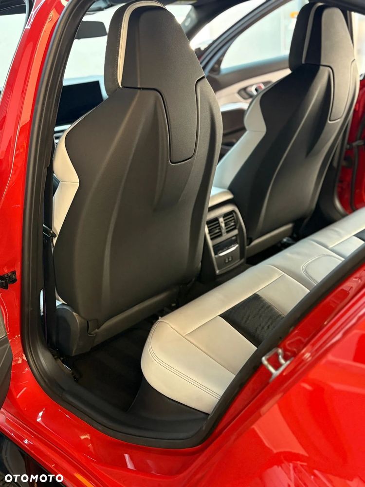 BMW M3 Competition xDrive sport - 29