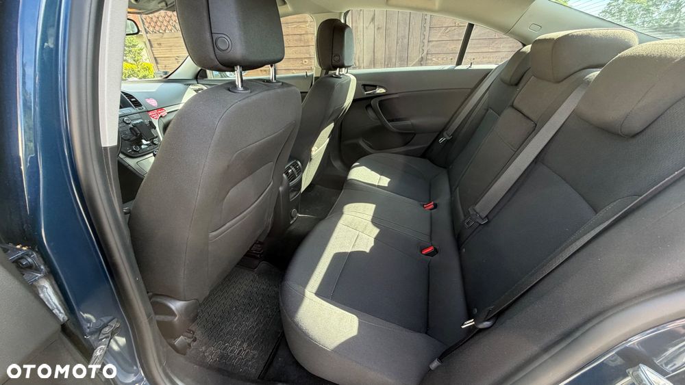 Opel Insignia - 8