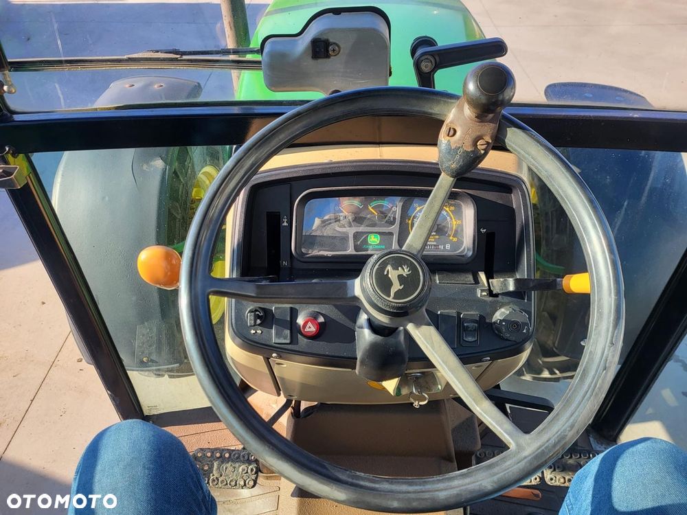 John Deere 5510 - 16