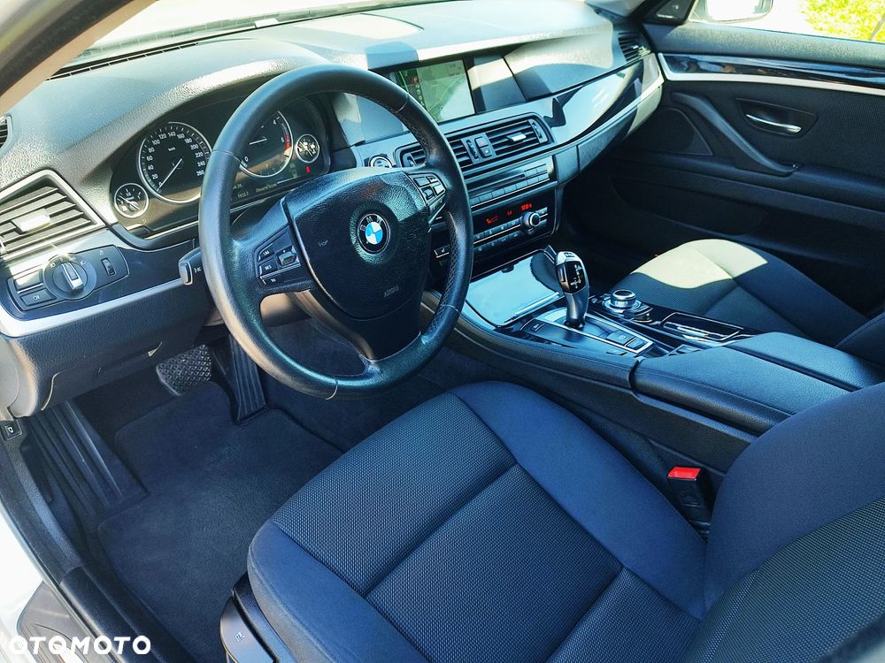 BMW Seria 5 520d - 18