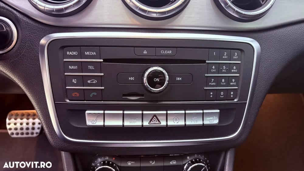 Mercedes-Benz CLA - 12