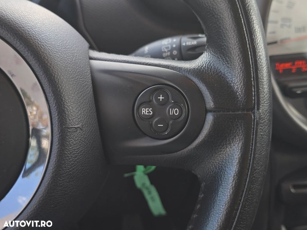 Mini Countryman - 26