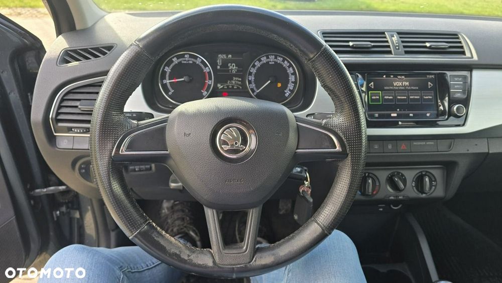 Skoda Fabia - 11