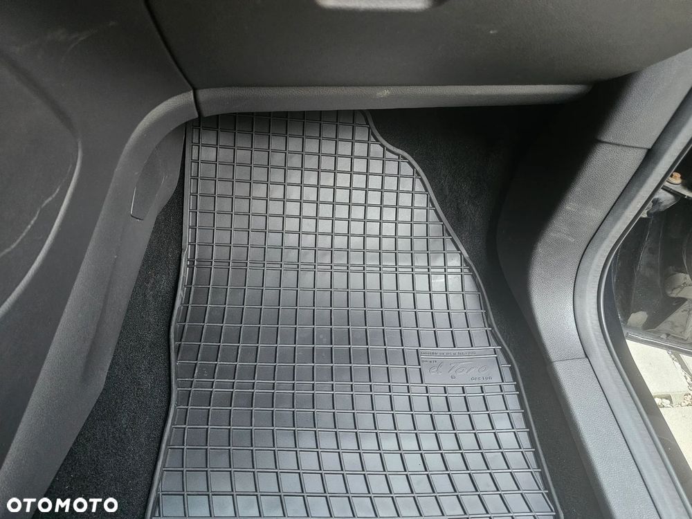 Ford Kuga 2.0 TDCi 4WD Titanium - 23
