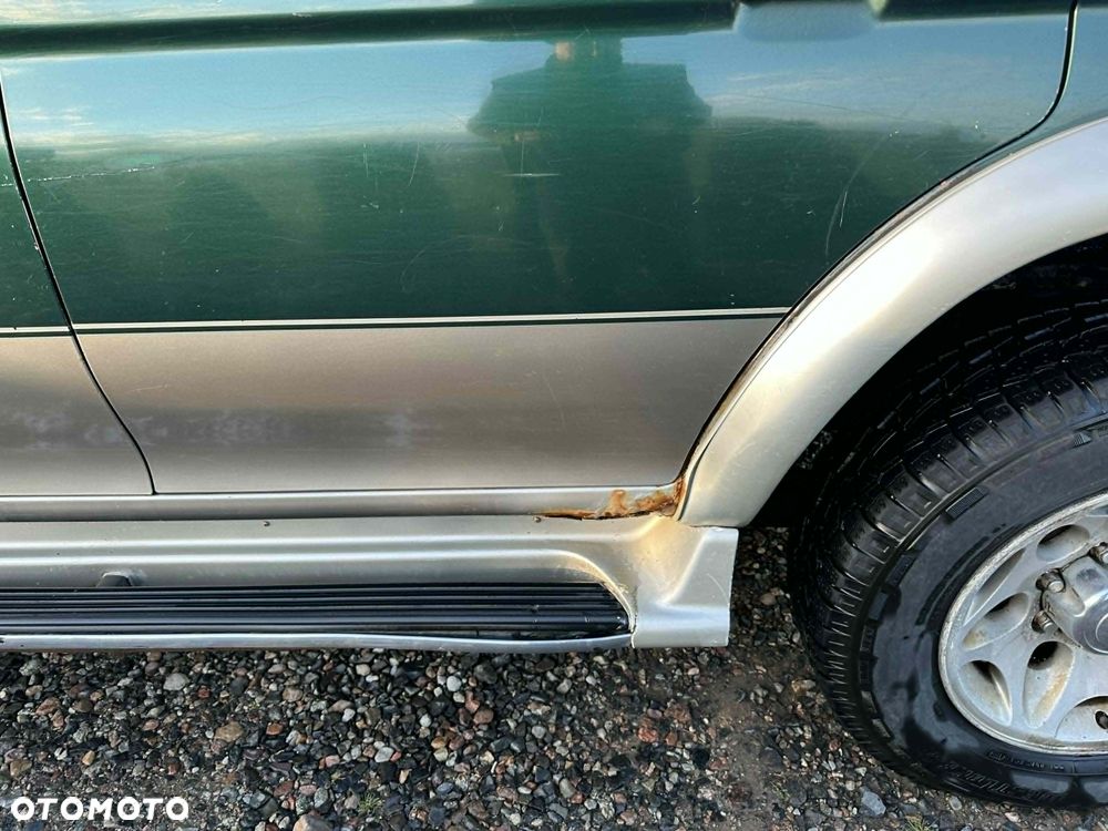 Mitsubishi Pajero 2.5 TD GL - 6