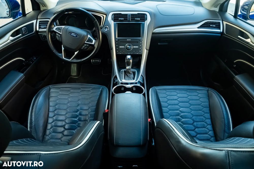 Ford Mondeo 2.0 TDCI PowerShift Titanium - 17