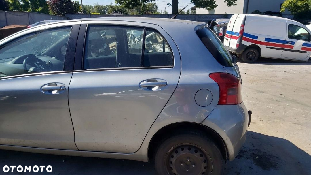 TOYOTA YARIS II 1,4 D4D ROZRUSZNIK - 8