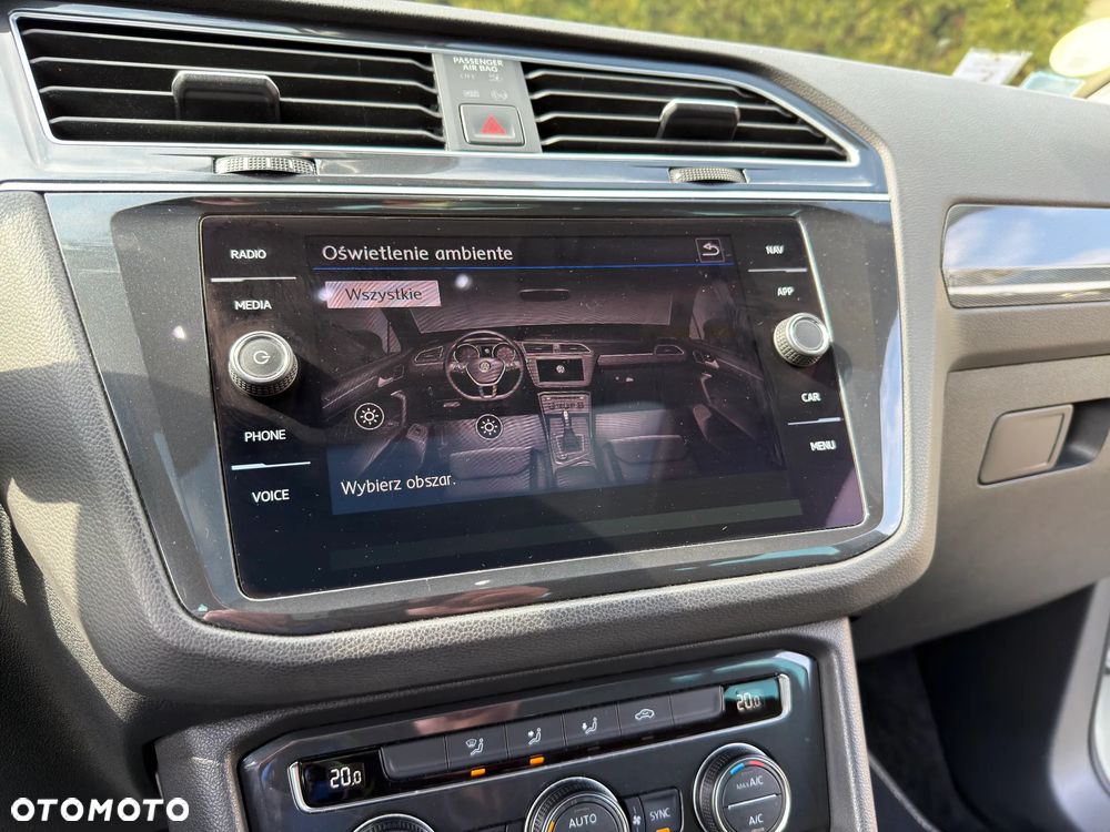 Volkswagen Tiguan - 38