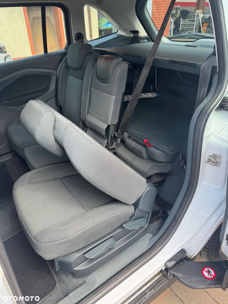 Ford C-MAX 2.0 TDCi Champions Edition - 16