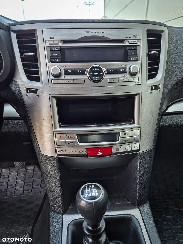 Subaru Legacy 2.0i Trend - 33