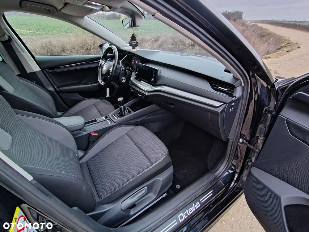 Skoda Octavia 1.5 TSI GPF ACT Ambition - 4
