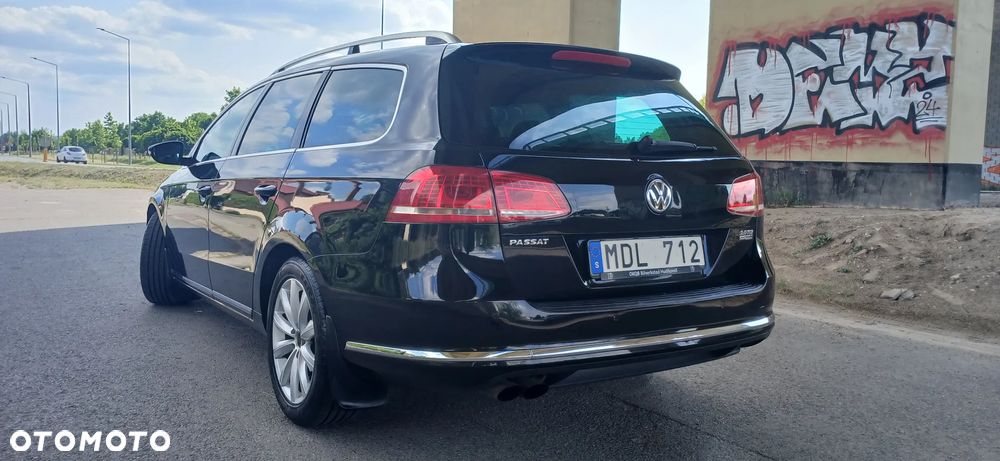 Volkswagen Passat 2.0 Blue TDI SCR Comfortline - 5