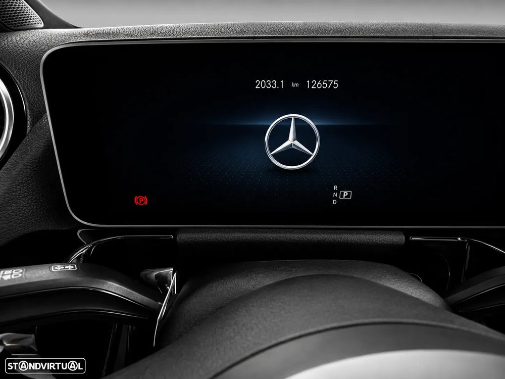 Mercedes-Benz GLA 180 d AMG Line - 10