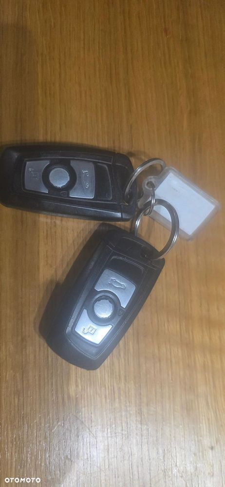 BMW Seria 3 318d Blue Performance - 22