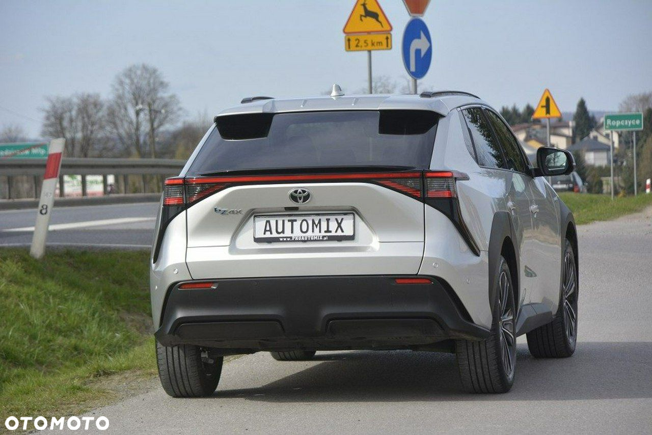 Toyota bZ4X 71.4kWh Prestige - 6