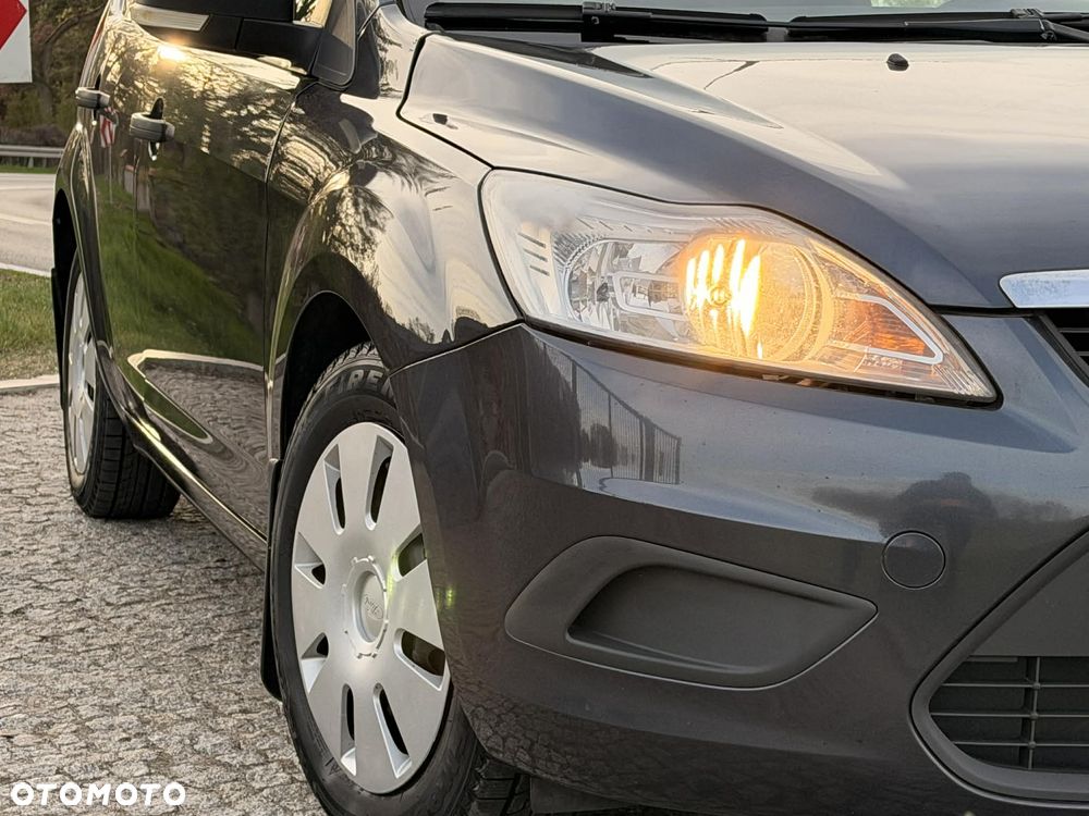 Ford Focus 1.6 TDCi Ambiente - 24