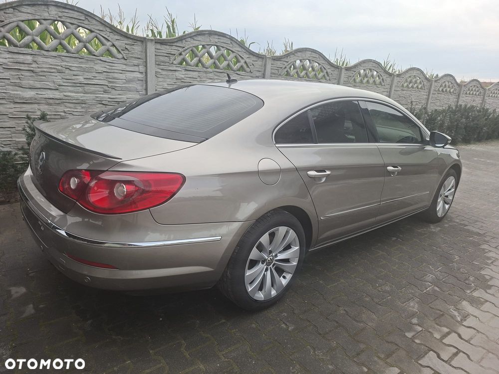 Volkswagen Passat CC - 15