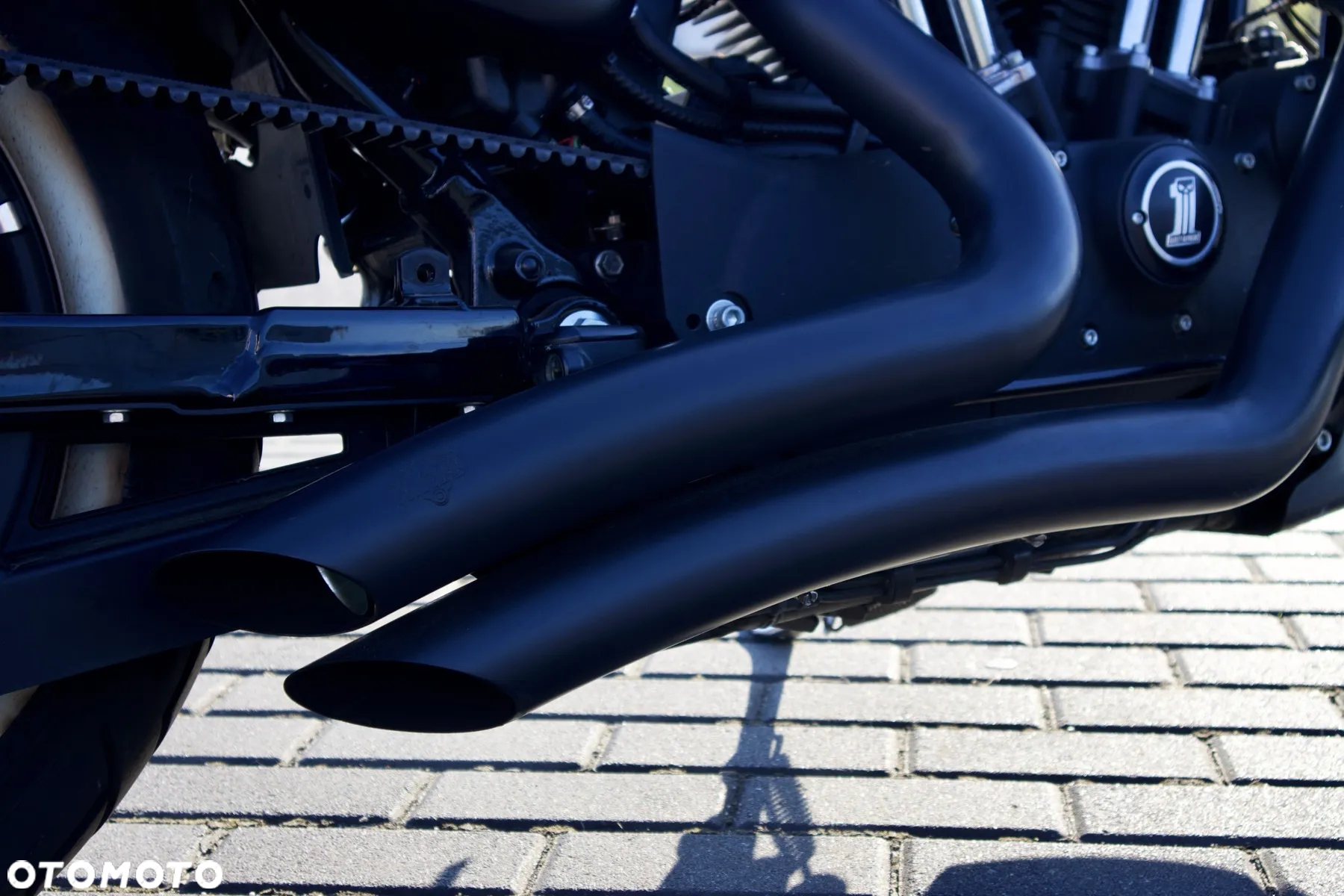 Harley-Davidson Sportster Iron 883 - 20