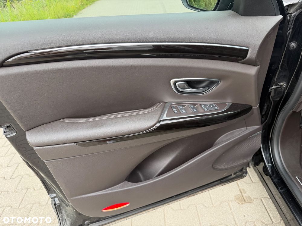 Renault Espace 1.6 TCE Energy Zen EDC 7os - 23